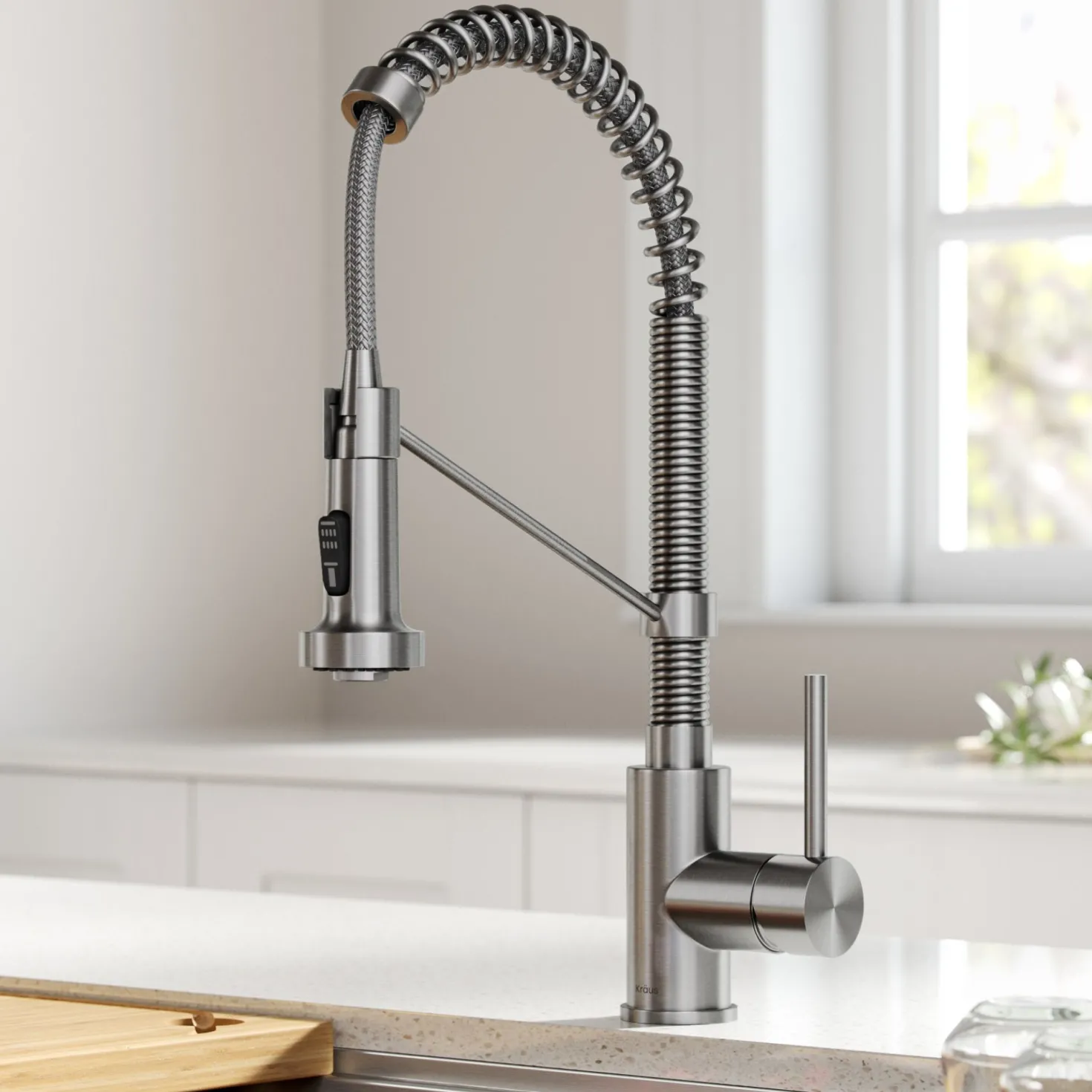 KRAUS Touchless Pull-Down Single Handle 18-Inch Kitchen Faucet in Spot Free Stainless Steel