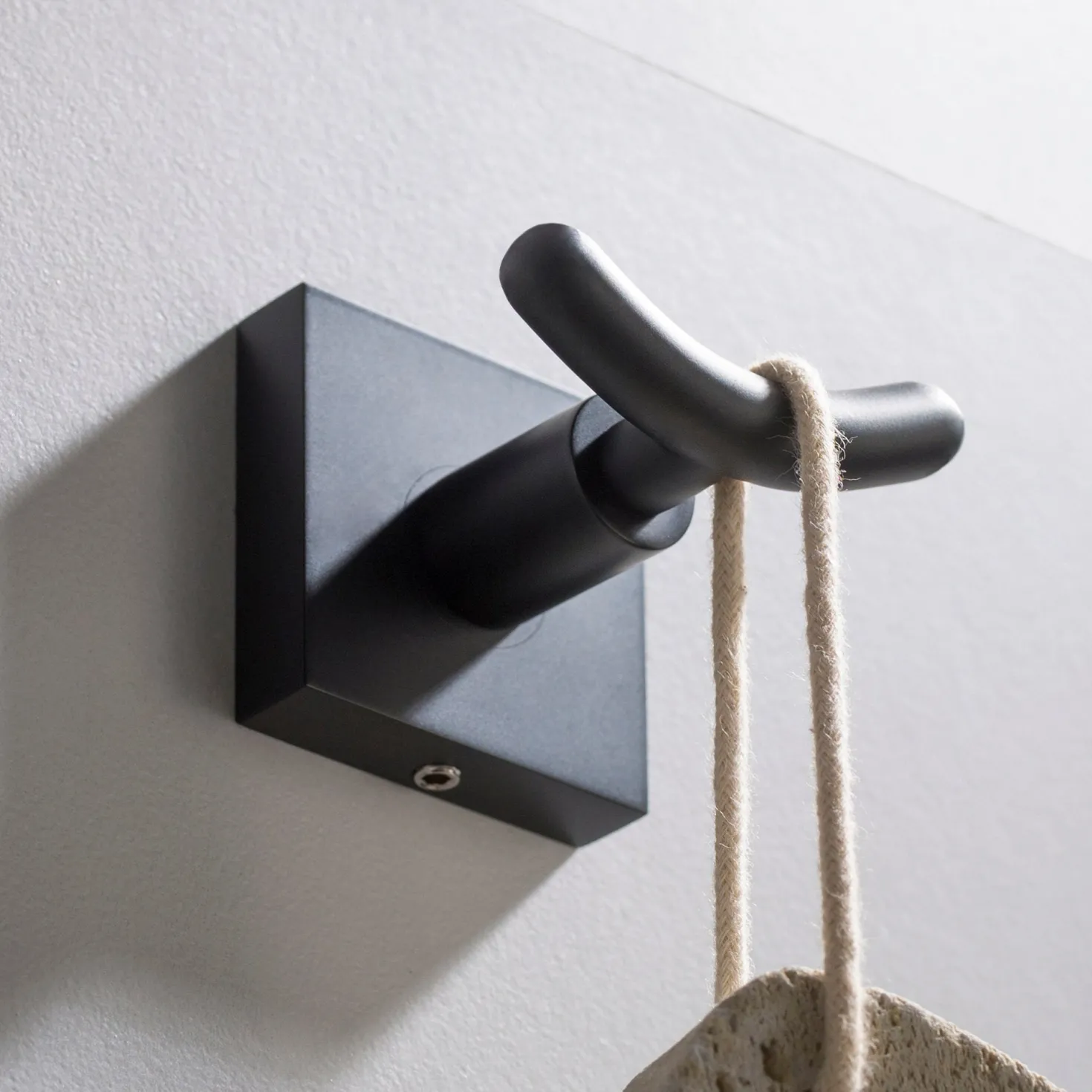 KRAUS Ventus Bathroom Robe and Towel Double Hook