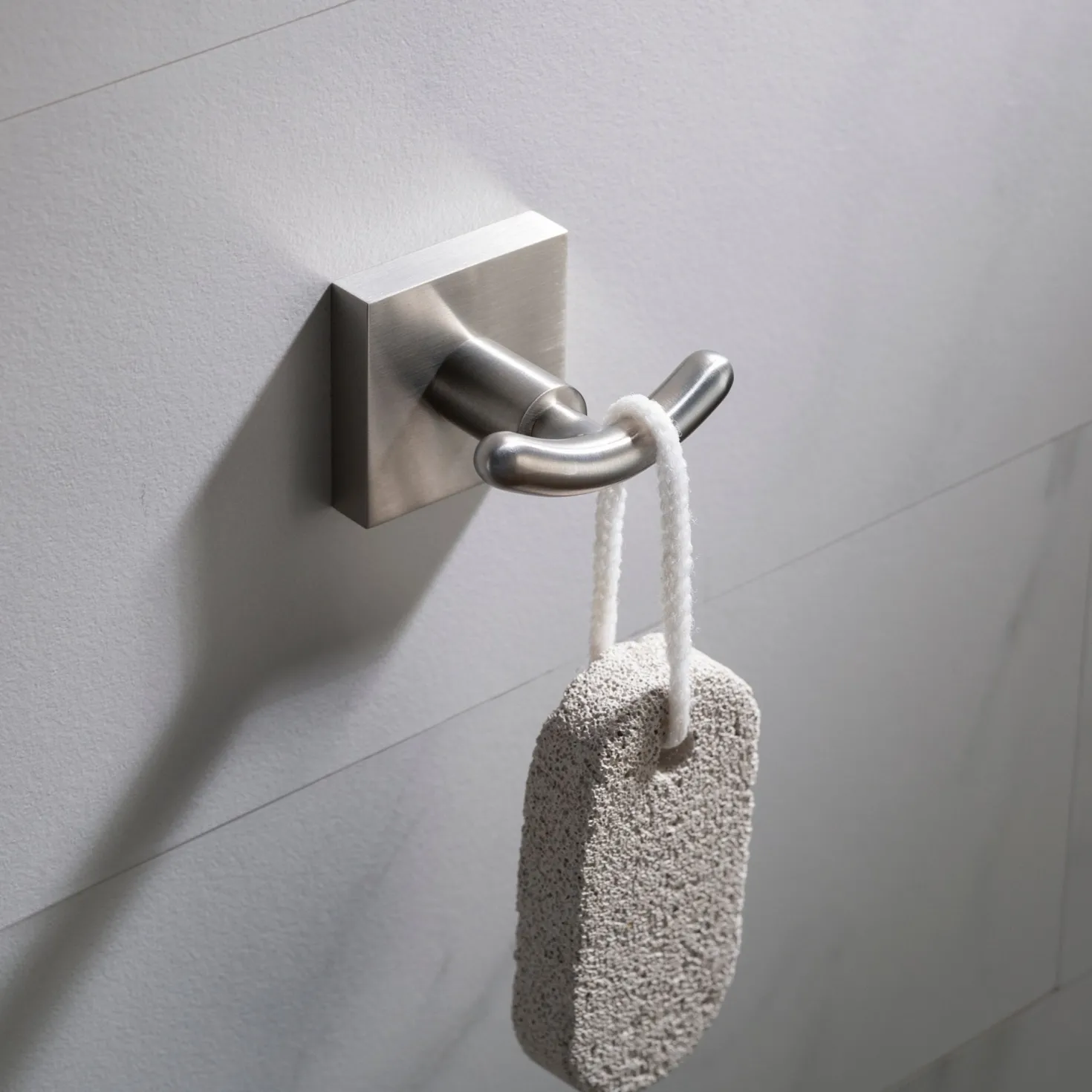 KRAUS Ventus Bathroom Robe and Towel Double Hook