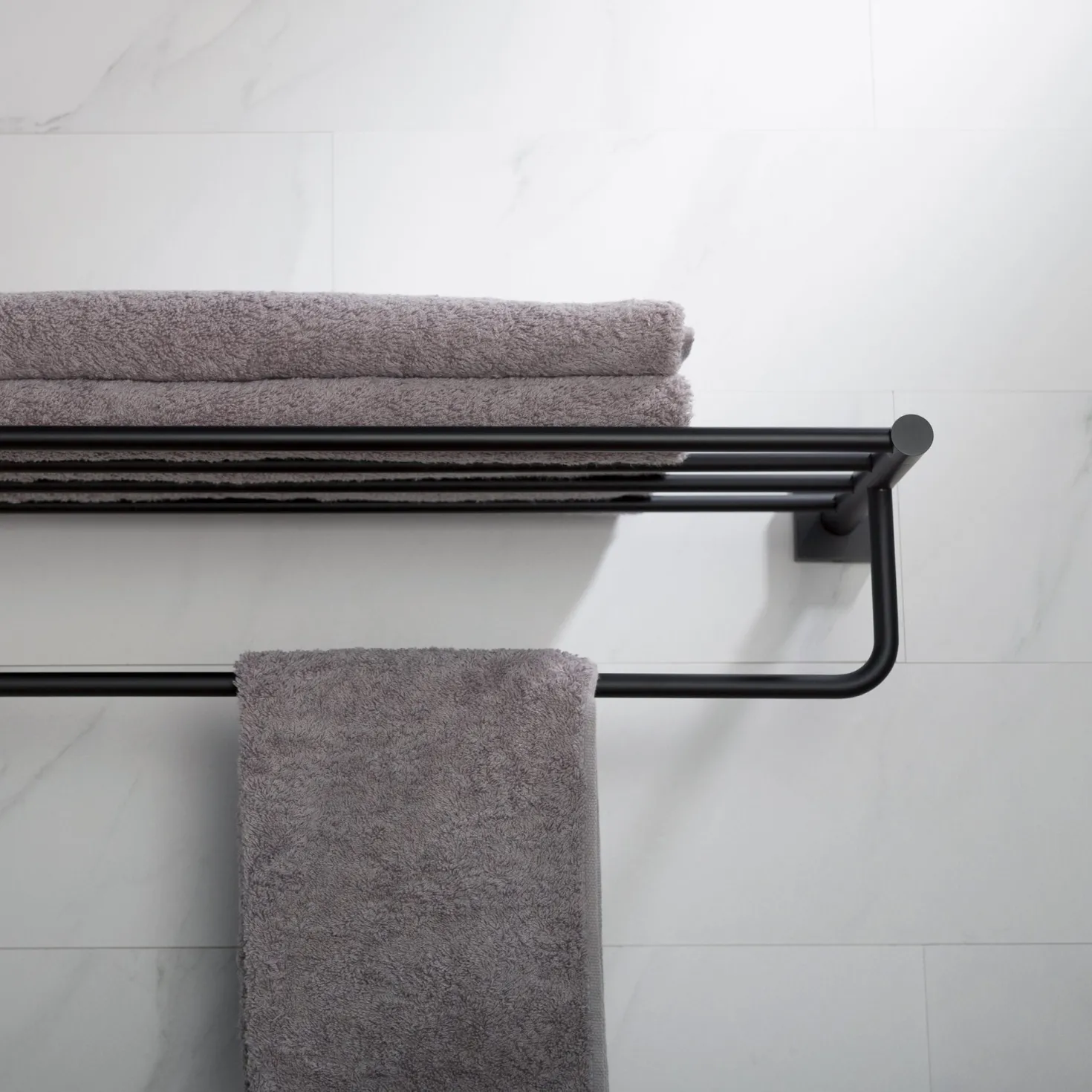 KRAUS Ventus Bathroom Shelf with Towel Bar