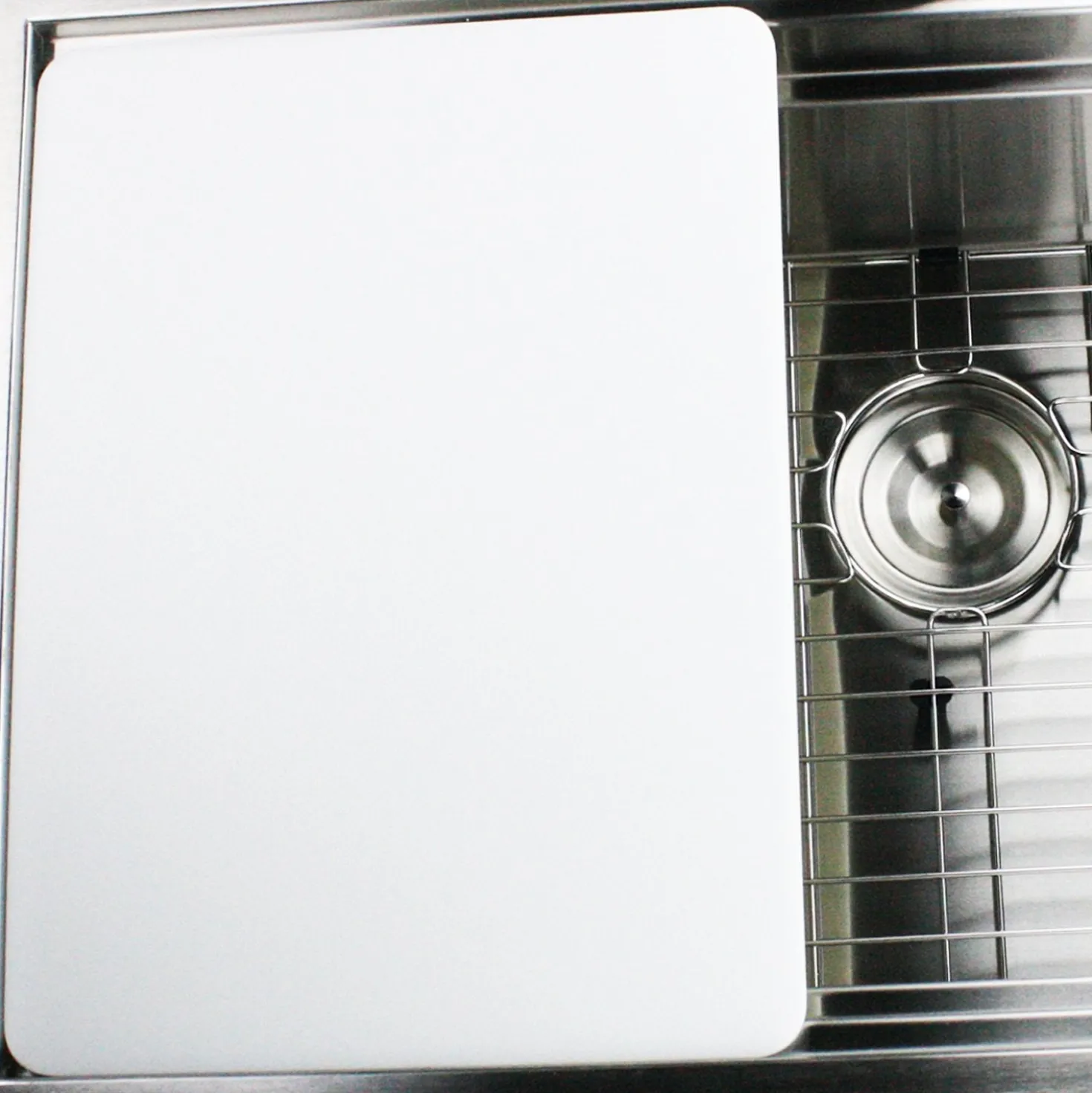 Nantucket Sinks 17.75" x 11.75" Cutting Board CB-ZRPS32