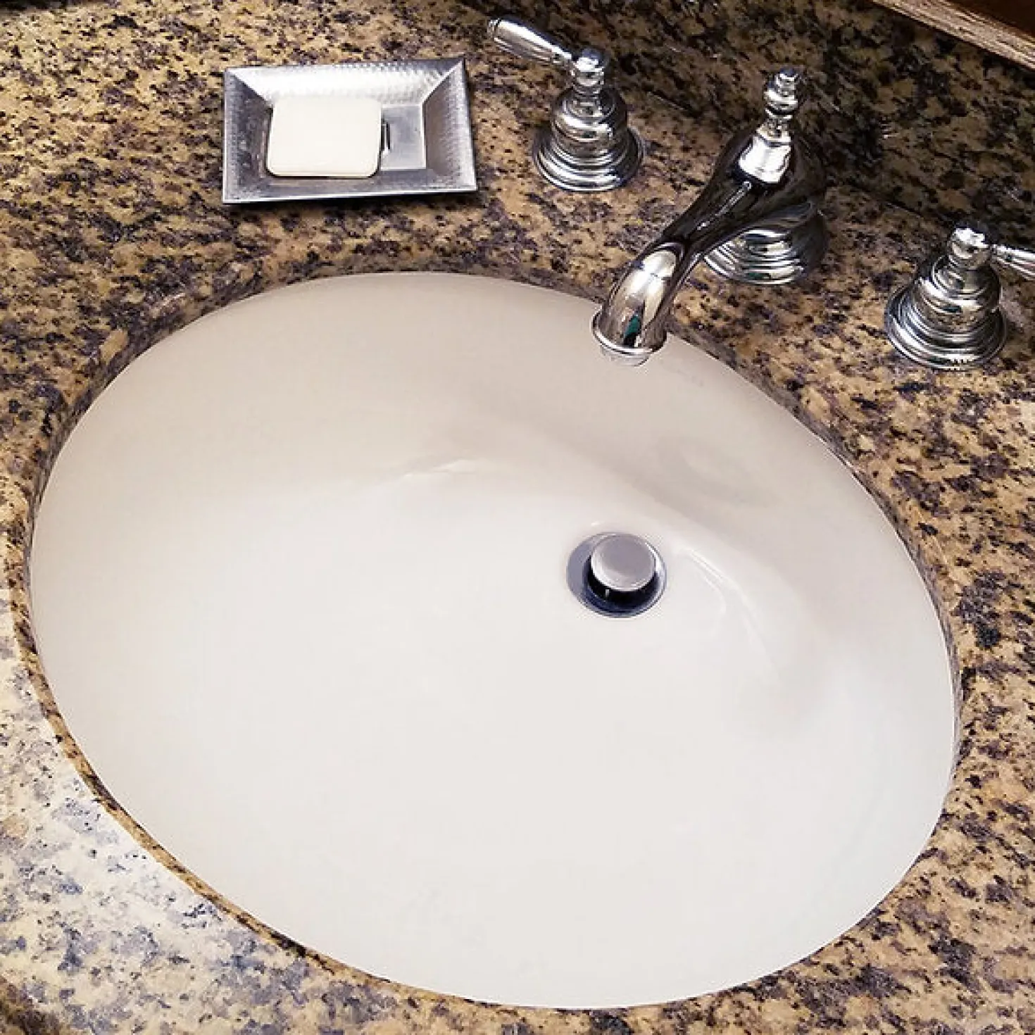 Nantucket Sinks 19" x 16" Undermount Ceramic Sink