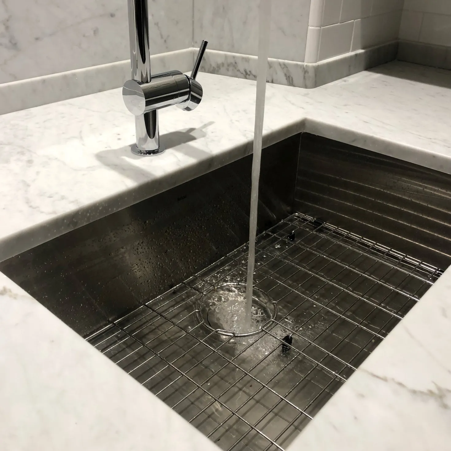 Nantucket Sinks ZR2818-8-16 - 28" Pro Series Rectangle Single Bowl Undermount Zero Radius Stainless Steel Kitchen Sink, 8" Deep
