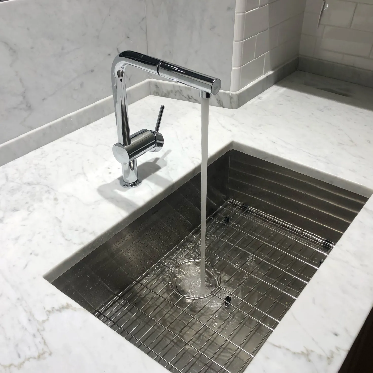 Nantucket Sinks ZR2818-8-16 - 28" Pro Series Rectangle Single Bowl Undermount Zero Radius Stainless Steel Kitchen Sink, 8" Deep