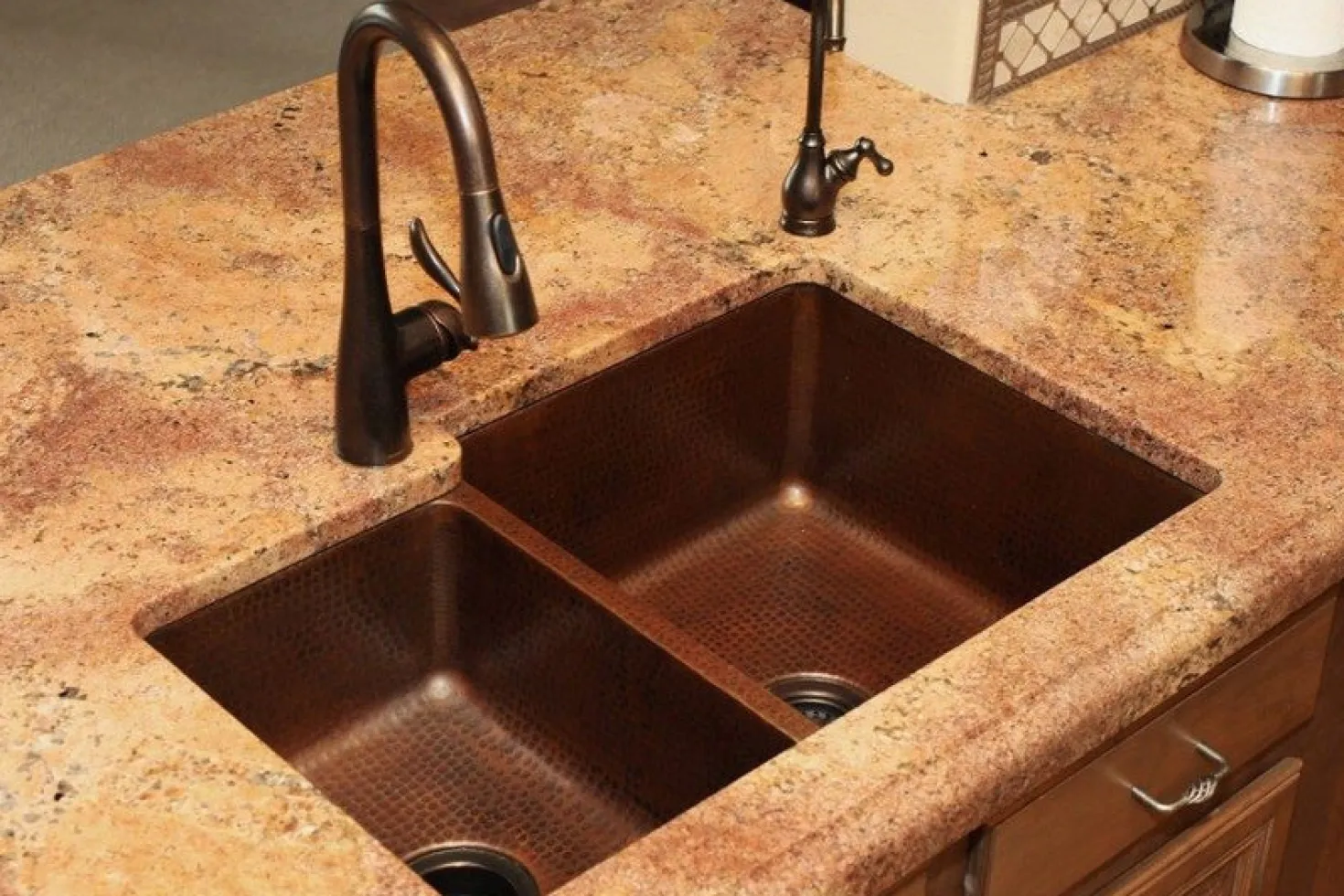 Premier Copper Products 33" Hammered Copper Kitchen 40/60 Double Basin Sink