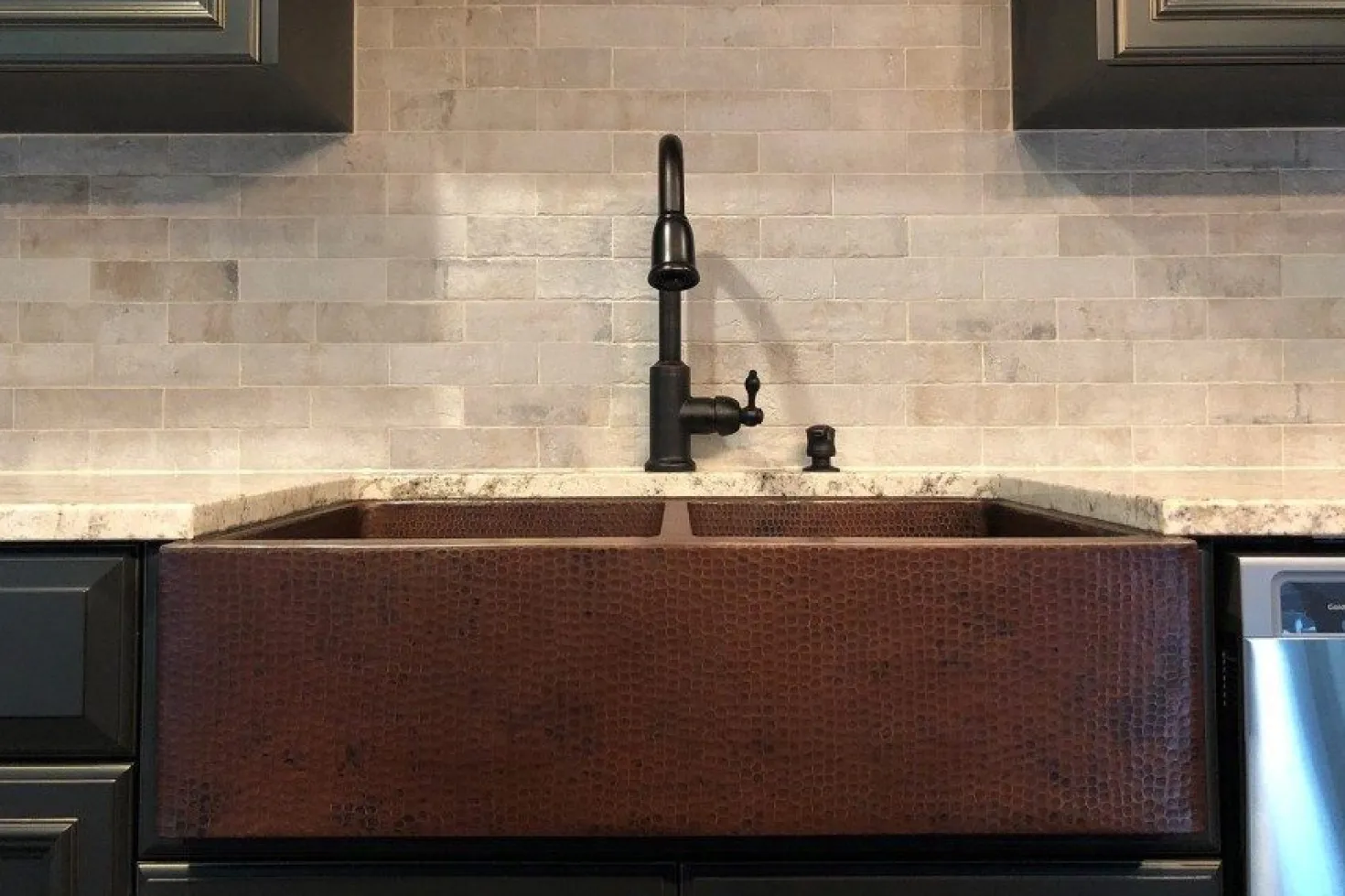 Premier Copper Products 33" Hammered Copper Kitchen Apron 50/50 Double Basin Sink