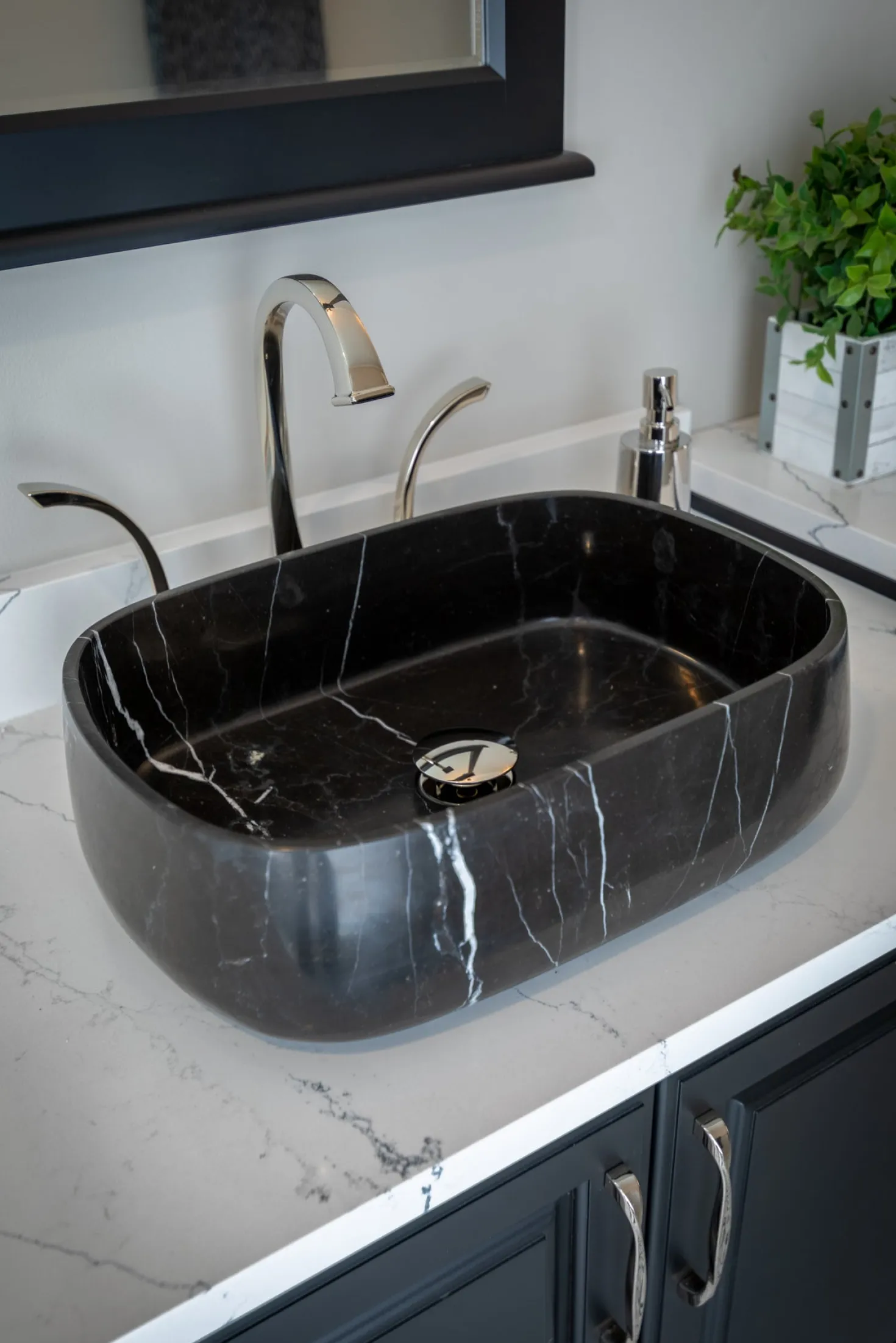 Rounded Rectangular Vessel Sink in Nero Marquino Marble