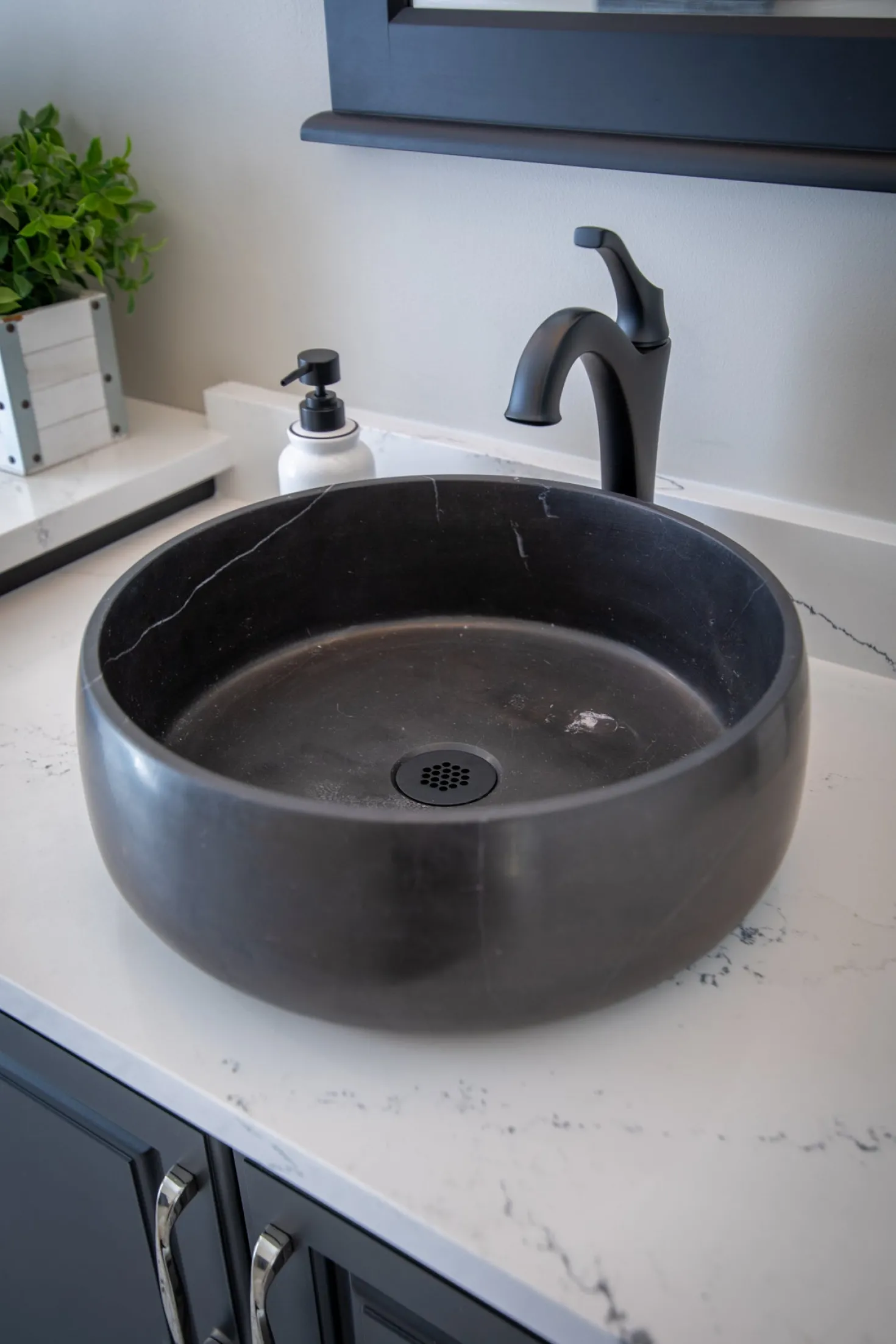 Rounded Vessel Sink in Nero Marquino Marble