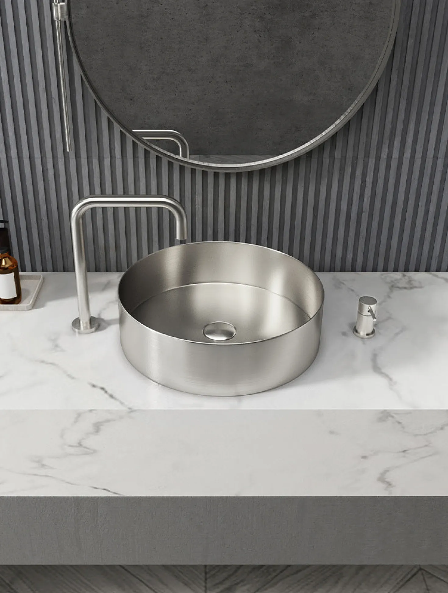 15" Round Stainless Steel Bathroom Vessel Sink with Drain in Silver