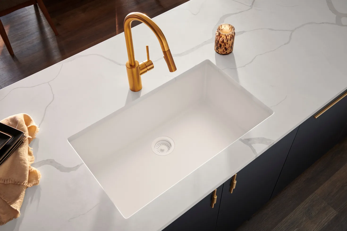 Ruvati 27" Composite Undermount Single Bowl Kitchen Sink in Arctic White