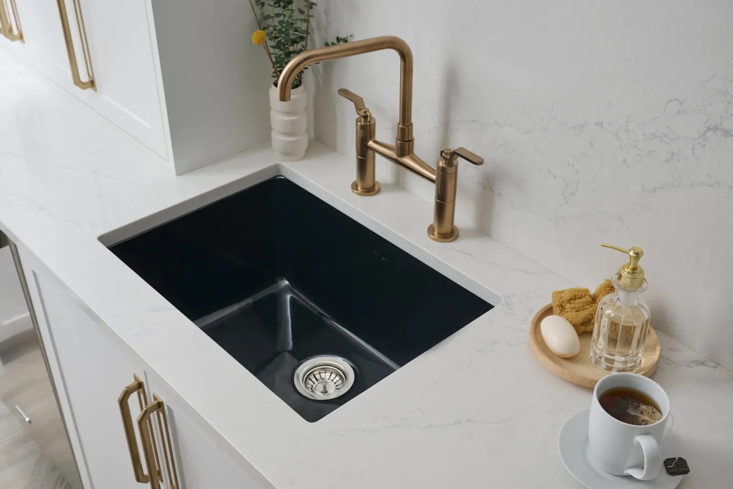 Ruvati 24" Fireclay Undermount / Topmount Single Bowl Kitchen Sink in Gloss Black