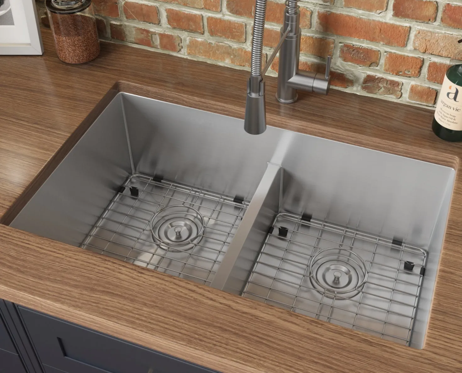Ruvati Low-Divide Undermount Tight Radius 50/50 Double Bowl 16 Gauge Stainless Steel Kitchen Sink