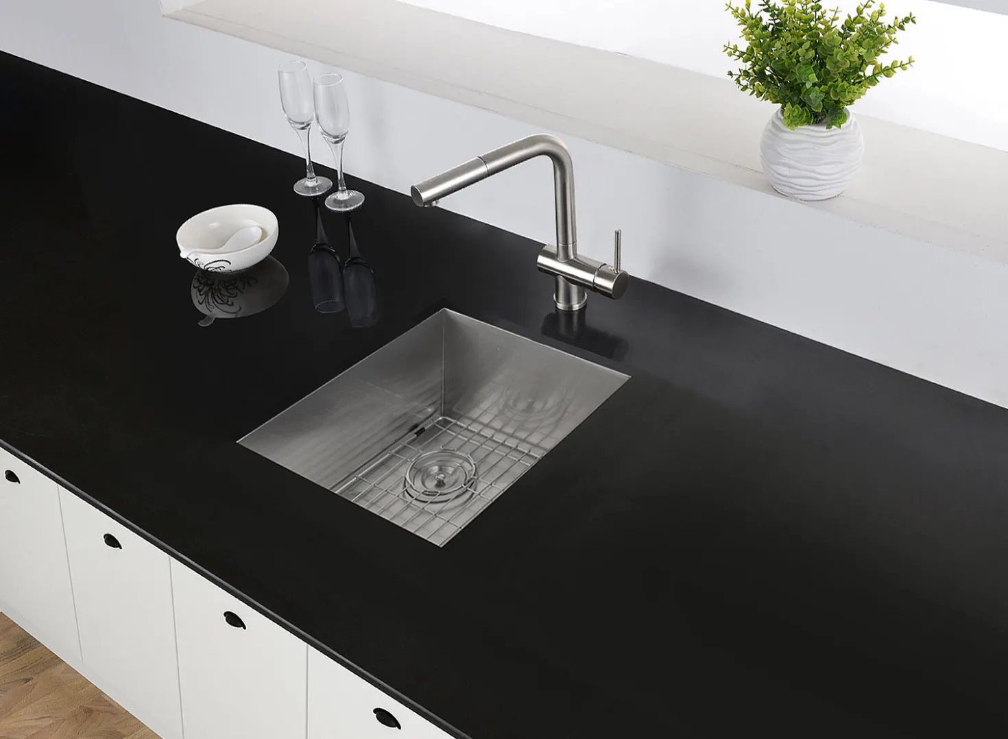 Ruvati RVH7115 15 x 15" Undermount 16 Gauge Zero Radius Single Bowl Bar Prep Square Kitchen Sink