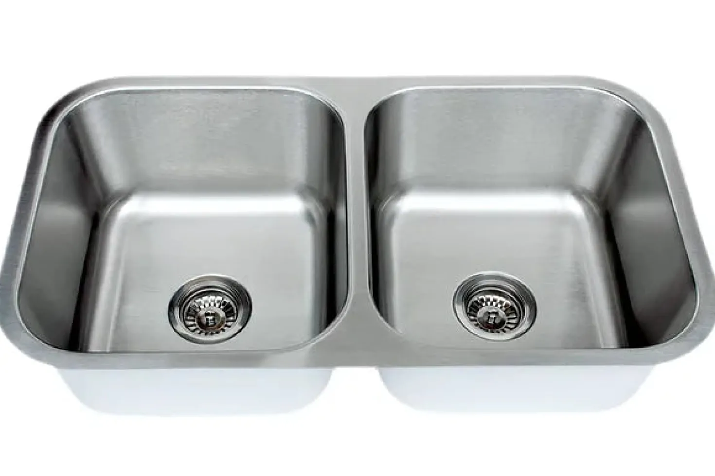 Wells Sinkware 33" 18-Gauge Undermount 50/50 Double Bowl Stainless Steel Kitchen Sink